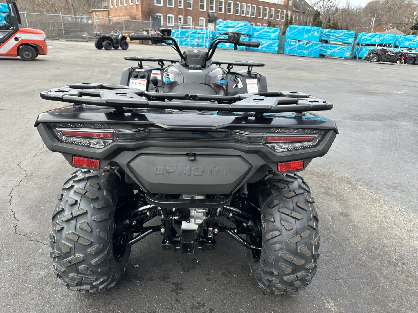 2024 CForce 400 EFI 4X4 Jet Black W/FREE ATV COVER ATVs, CF Moto